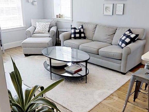 4th image of 4-57 Bartlett St #4