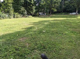 623 Saint Johns Dr, Dandridge, TN 37725