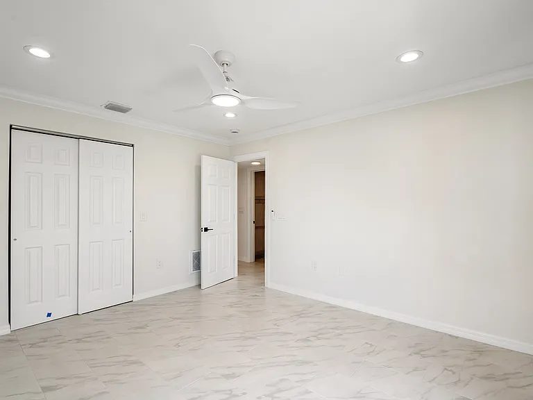 1907 Gulf Way #3 — Photo 13