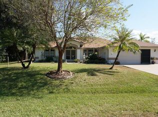 7320 Memorial Dr, Port Charlotte, FL 33981