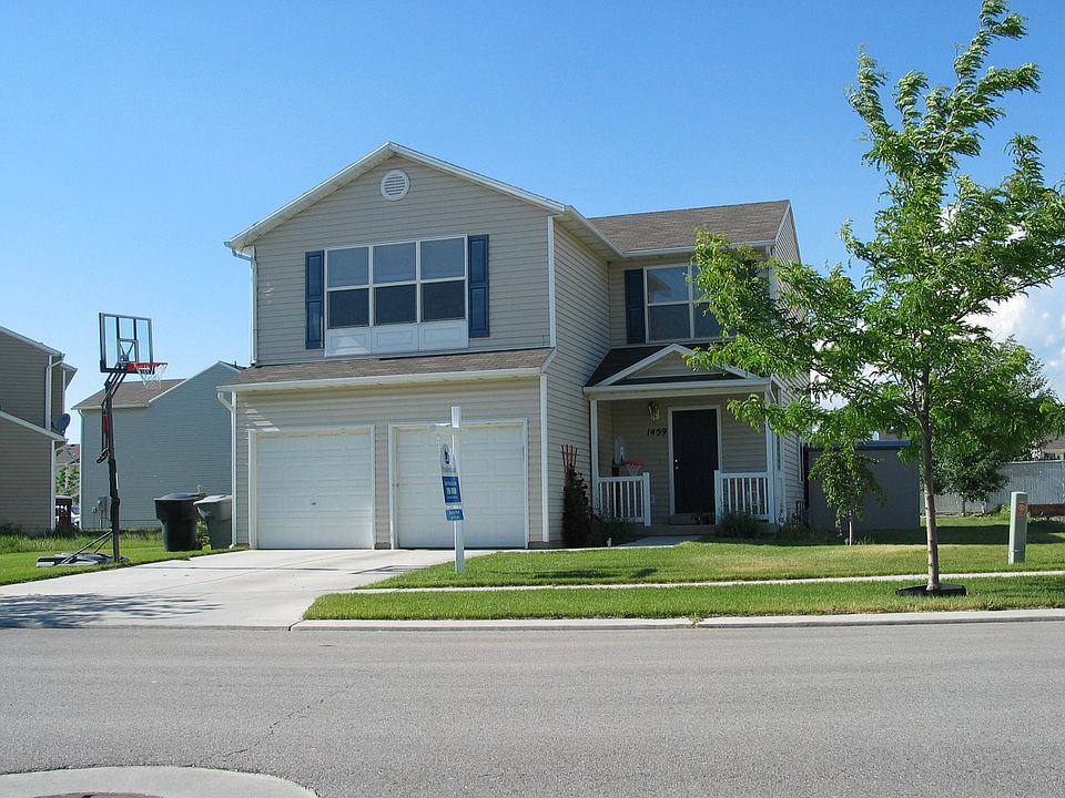 Front view - home on a quite street!