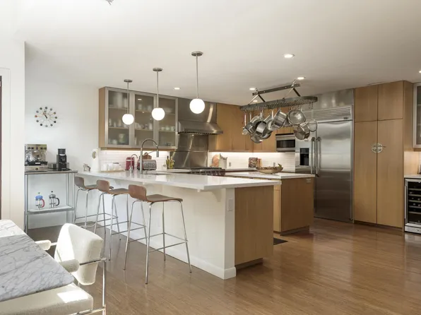 1825 Stanwood Dr, Santa Barbara, CA 93103