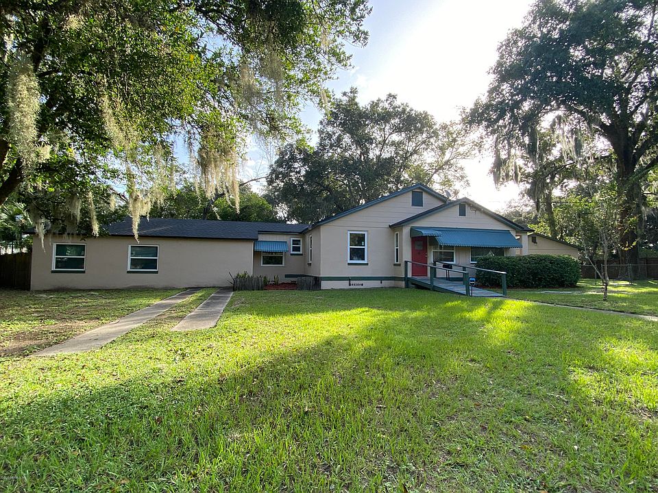 1st image of 9776 Orr Dr