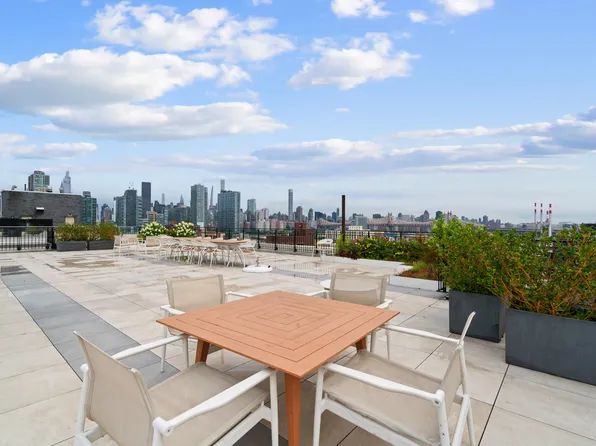 11-39 49th Avenue image 11 of 15