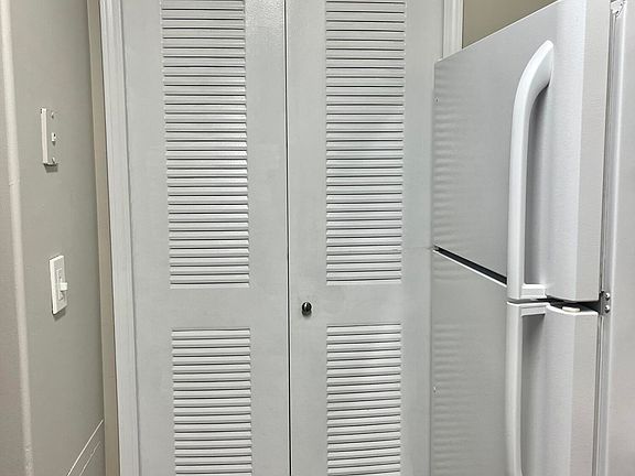 4th image of 7667 N Wickham Rd APT 1118