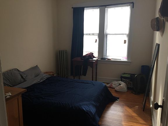 5th image of 1507 N Wicker Park Ave APT 1