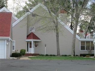 W5150 N Osprey Dr #16, New Lisbon, WI 53950