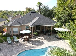 1417 W Chinaberry Ct, Saint Johns, FL 32259
