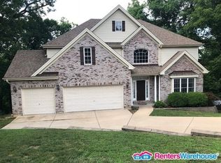 1475 Paradise Valley Dr, High Ridge, MO 63049