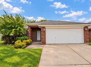 6917 Coldwater Canyon Rd, Fort Worth, TX 76132