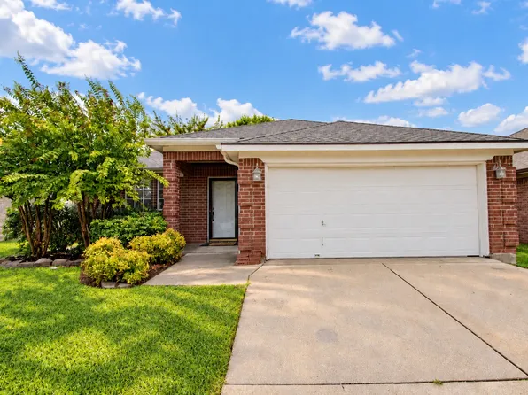 6917 Coldwater Canyon Rd, Fort Worth, TX 76132