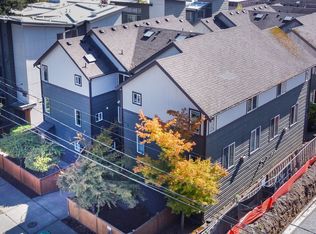 2127 N 113th St UNIT B, Seattle, WA 98133
