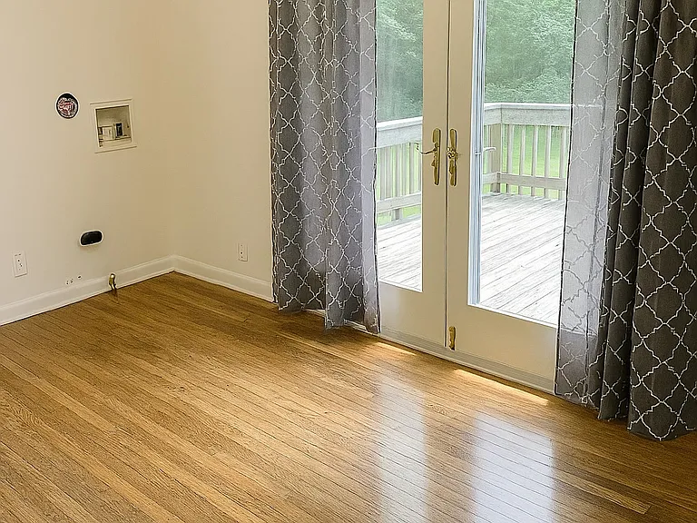 511 W Buckingham Dr — Photo 10