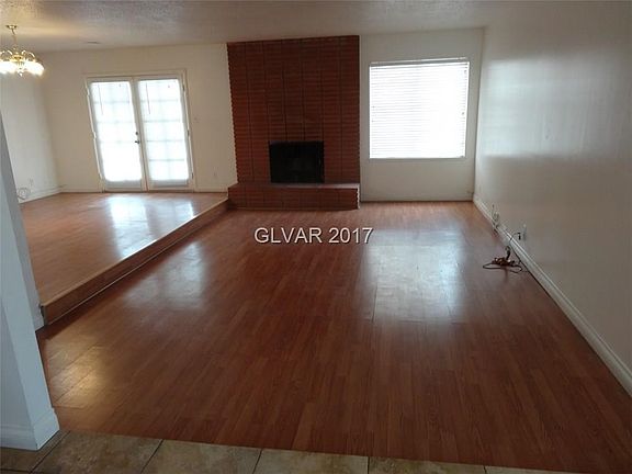 Living Room from entry