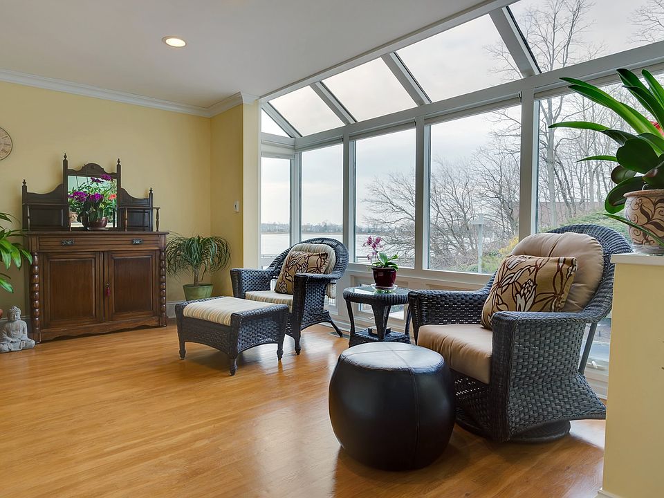 1st image of 11 Sands Ct