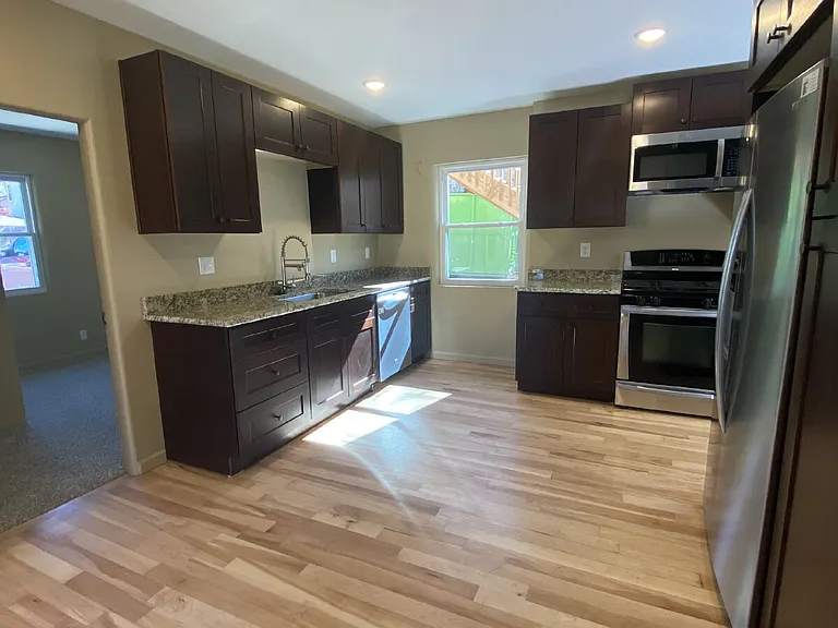 701 Prospect Pl #LOWER — Photo 4