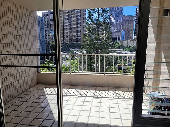 2nd image of 1848 Kahakai Dr APT 706