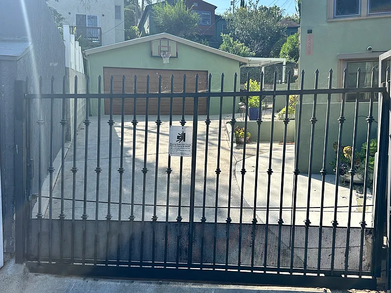 3351 Hamilton Way — Photo 20