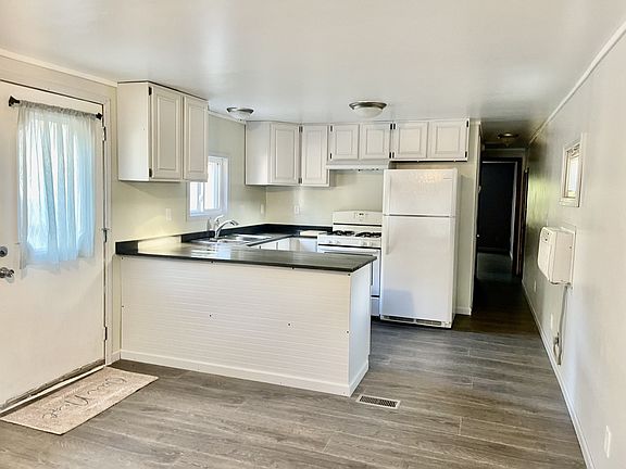 5th image of 312 California Ave #11