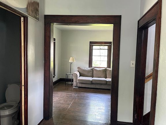 3rd image of 414 Powers St