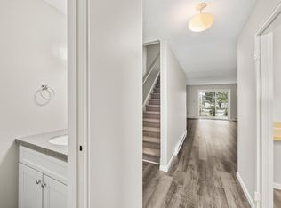 310 Route 66 APT 21, Hudson, NY 12534