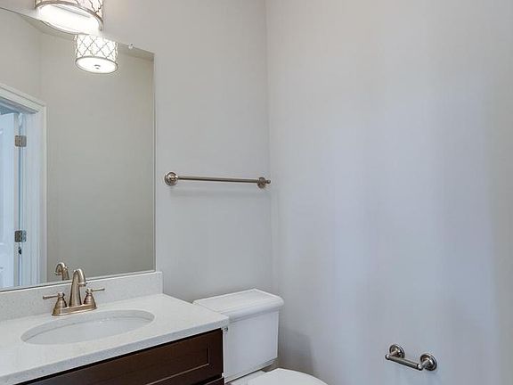 4th image of 6526 Dearborn Dr