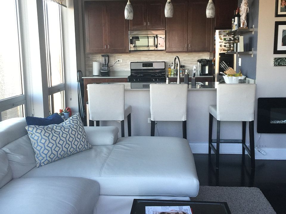 1st image of 4846 N Clark St APT 502N