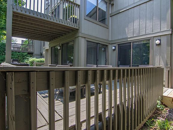 4th image of 543 Laketower Dr Unit 121