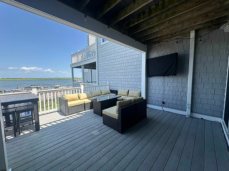 2204 East Dr #2204 — Photo 17