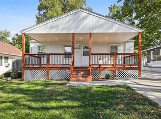 8603 Highland Ave, Kansas City, MO 64131