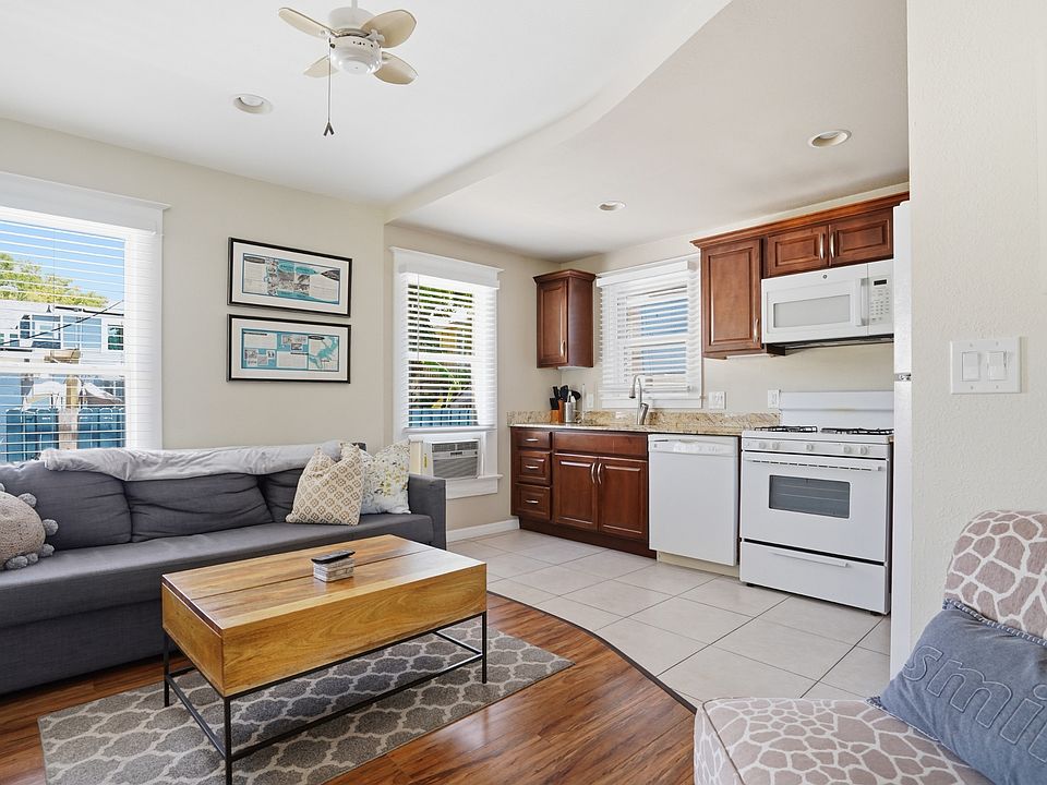 1st image of 539 6th St N APT 2