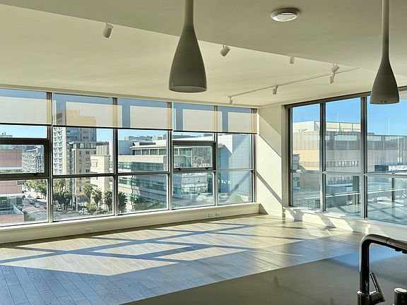 2nd image of 480 Mission Bay Blvd N Unit 918