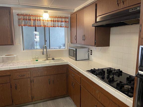 3rd image of 16260 Bamboo St