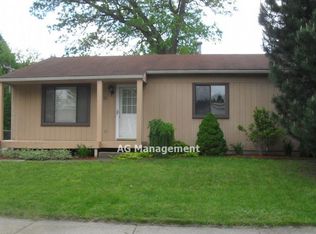 34455 Hazelwood St, Westland, MI 48186