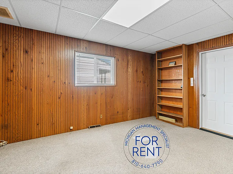 310 E Court St #1 — Photo 25