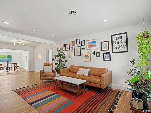 3rd image of 931 Tucson Street