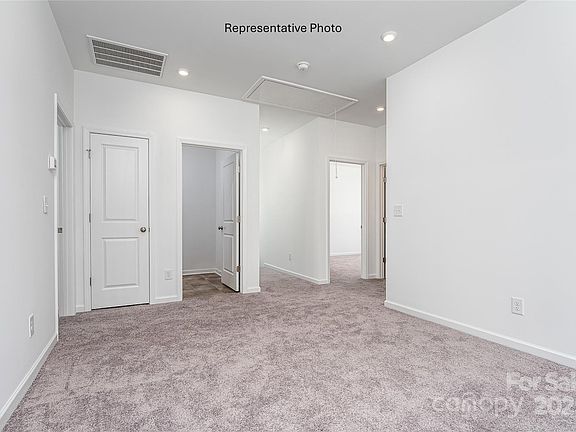 5th image of 1231 Langston Ln