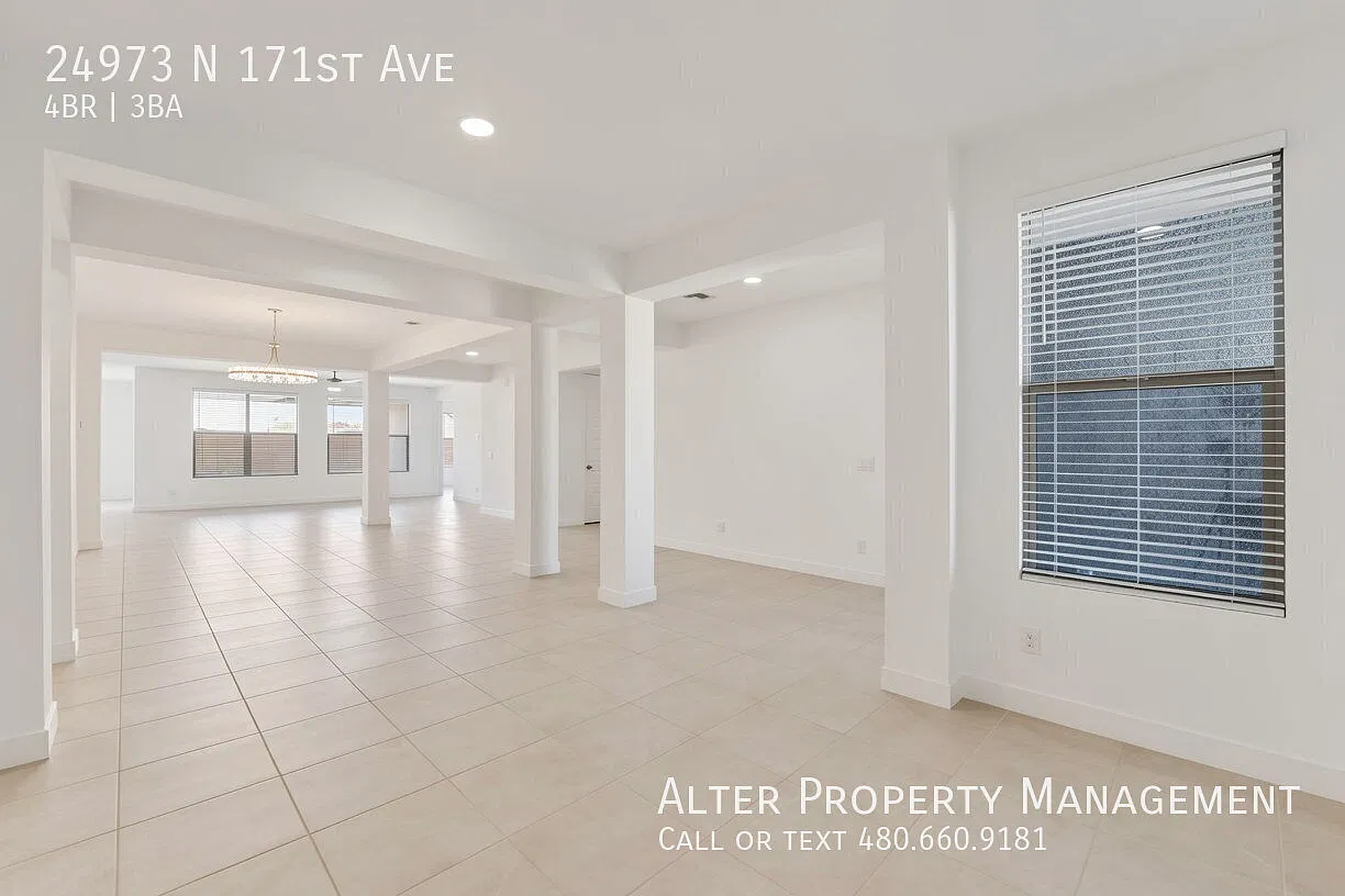 4 bed, 2800 sqft, $2,895 — Photo 4