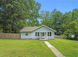 4611 N Oakley Ave, Kansas City, MO 64117