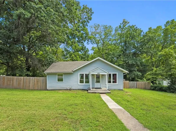 4611 N Oakley Ave, Kansas City, MO 64117