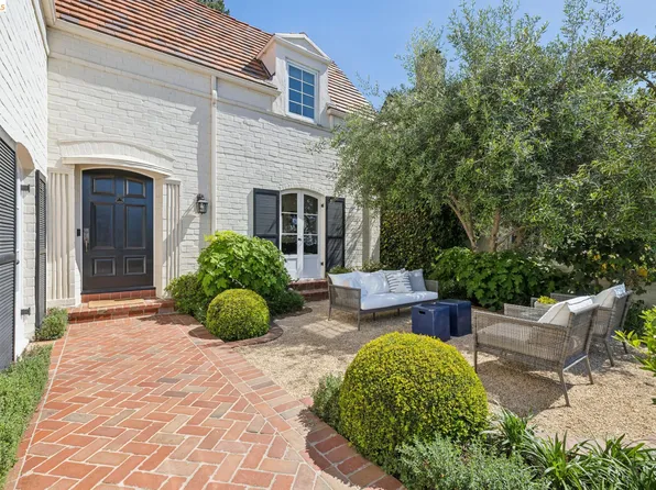 126 Woodland Way, Piedmont, CA 94611
