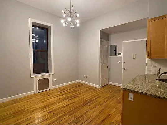 Rented by Tourma Realty LLC | media 16