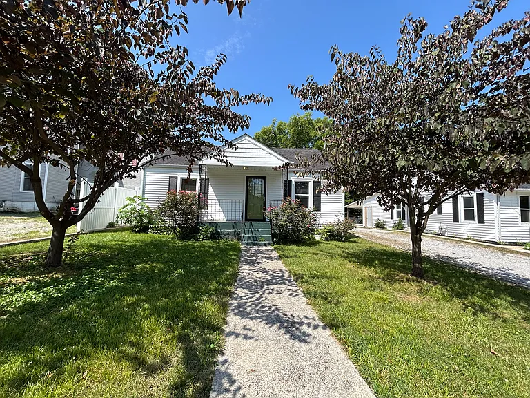 713 N High St — Photo 24