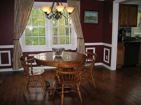 3rd image of 1026 High Vista Trl W