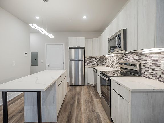 4th image of 3707 Haverford Ave #2