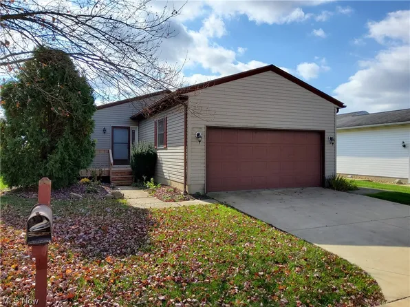 144 Royal Crest Dr Unit B, Seville, OH 44273