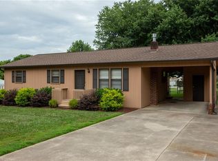 152 Ben Lee Rd, Thomasville, NC 27360