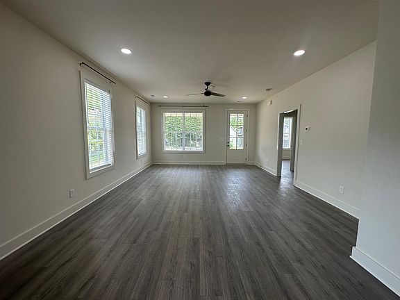 2nd image of 1632 Dunbar St