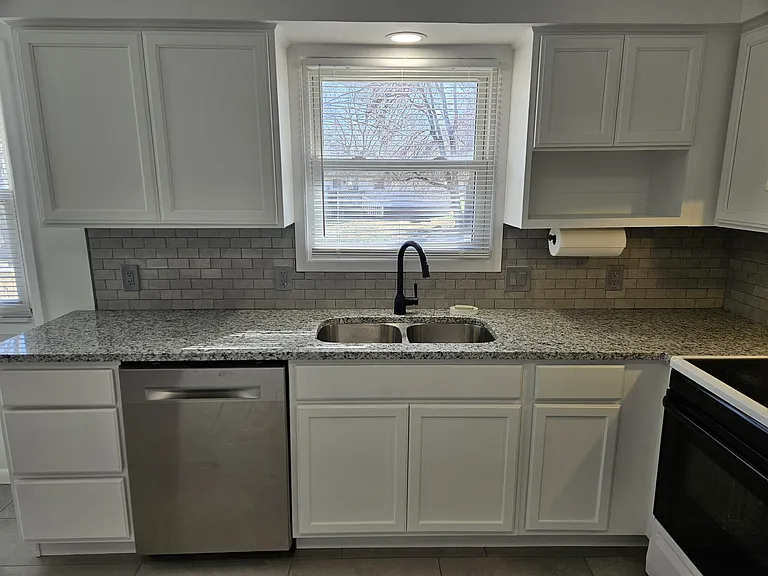 131 N Fairwood Ave — Photo 3