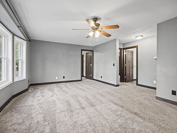 3rd image of 1090 Howard St